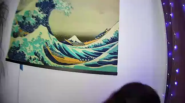 Snapshot of EmmaKrosss chatting on 03-07-25, 09:18 EmmaKrosss online show from 03-07-25, 09:18