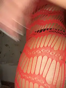 Snapshot of rayemillian chatting on 04-08-26, 01:40 rayemillian online show from 04-08-26, 01:40