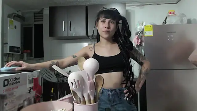 Hellen dumont online show from 01-18-26, 12:14