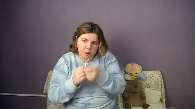 so shy online show from 03-16-26, 07:12