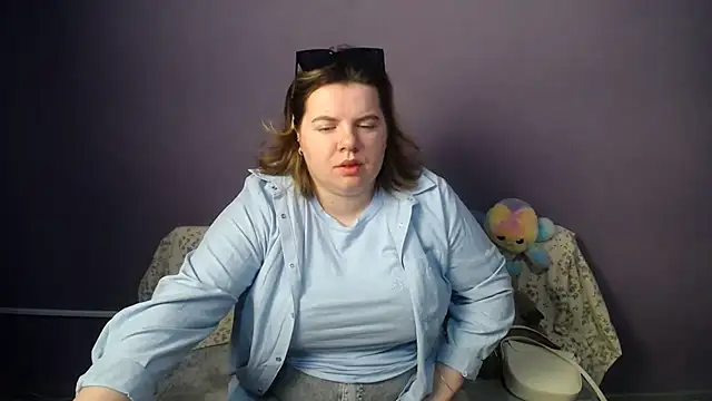 so shy online show from 05-24-26, 06:13