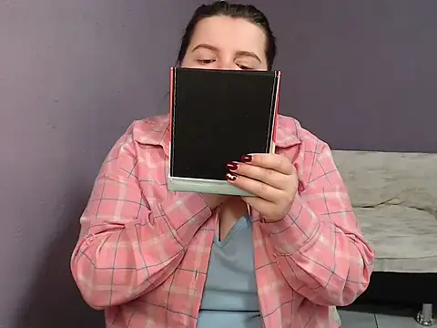 so shy online show from 10-08-25, 06:37