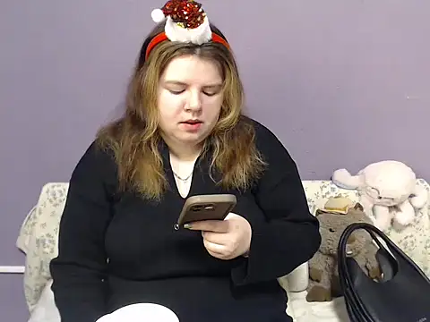 so shy online show from 12-23-25, 07:51