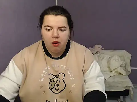 so shy online show from 10-18-25, 06:59