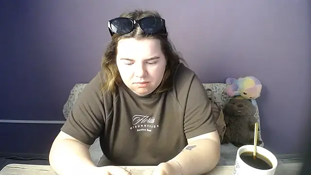 so shy online show from 06-08-26, 06:25