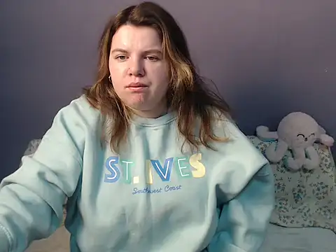 so shy online show from 11-30-25, 07:20