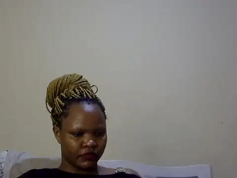 Snapshot of Babysiara1 chatting on 09-25-25, 04:29 Babysiara1 online show from 09-25-25, 04:29
