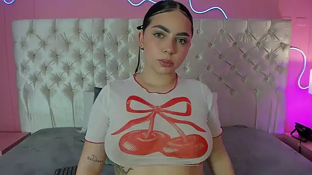 Snapshot of Ely_Maldox chatting on 10-11-25, 01:45 Ely Maldox online show from 10-11-25, 01:45