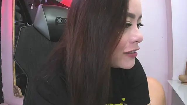 DarlingBDSM  online show from 05-20-26, 01:41