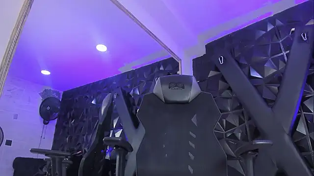 DarlingBDSM  online show from 04-21-26, 04:57