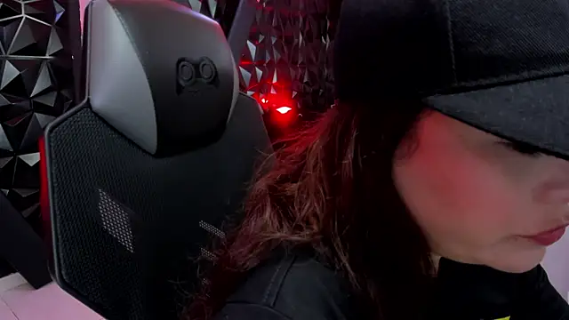 DarlingBDSM  online show from 05-11-26, 01:23