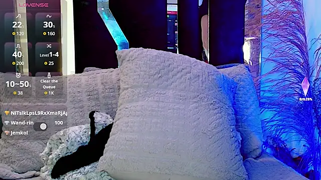 honey skin online show from 11-04-25, 01:42