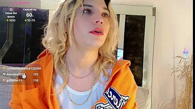 honey skin online show from 11-28-25, 01:06