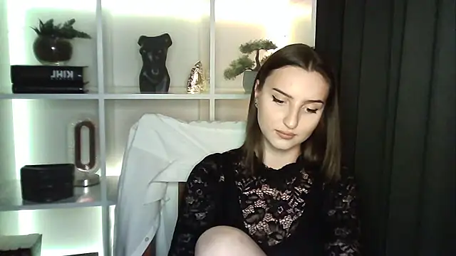 Snapshot of X_Alisa chatting on 05-12-26, 06:25 X Alisa online show from 05-12-26, 06:25