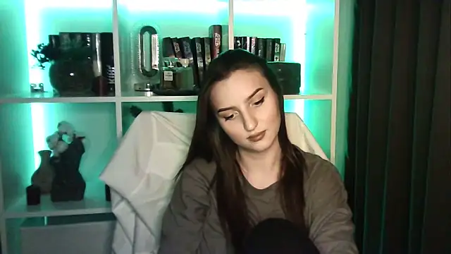 X Alisa online show from 04-05-26, 06:14