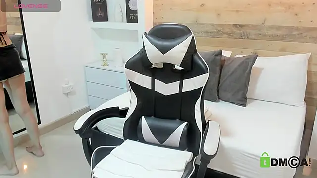 candy summer28 online show from 04-07-26, 07:26