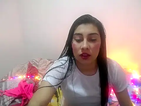  katerin love1 online show from 11-18-25, 05:05