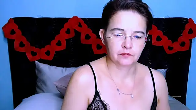 StaceyDarling online show from 02-11-26, 07:47