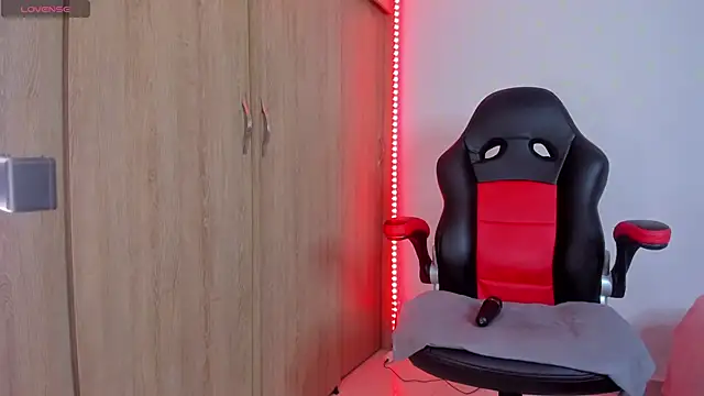 barbiee ebony online show from 11-10-25, 04:06