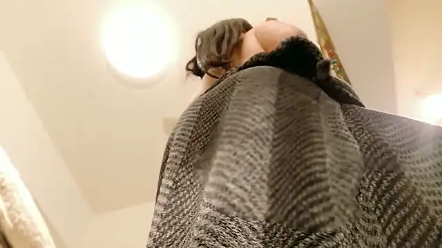 Snapshot of xxxYUKARIxxx chatting on 03-03-25, 08:41 xxxYUKARIxxx online show from 03-03-25, 08:41