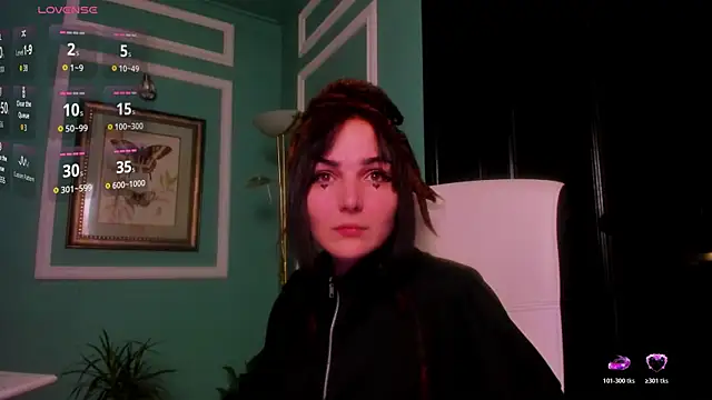 1Munique online show from 12-17-25, 03:28