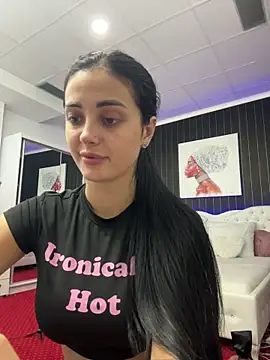 Snapshot of SophiaVilner chatting on 09-23-25, 05:53 SophiaVilner online show from 09-23-25, 05:53
