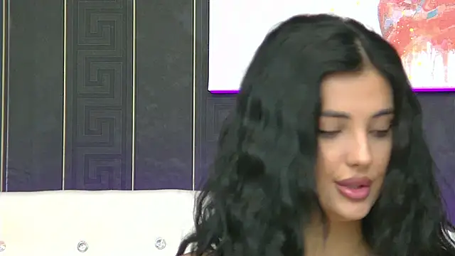 Snapshot of SophiaVilner chatting on 09-30-25, 06:25 SophiaVilner online show from 09-30-25, 06:25