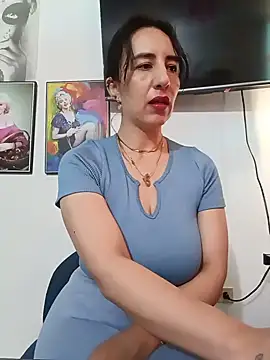 christine-x online show from 07-06-26, 01:18