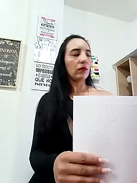 christine-x online show from 02-08-25, 09:46