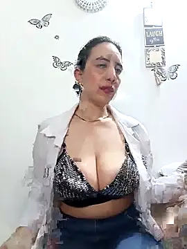 christine-x online show from 11-07-25, 10:13