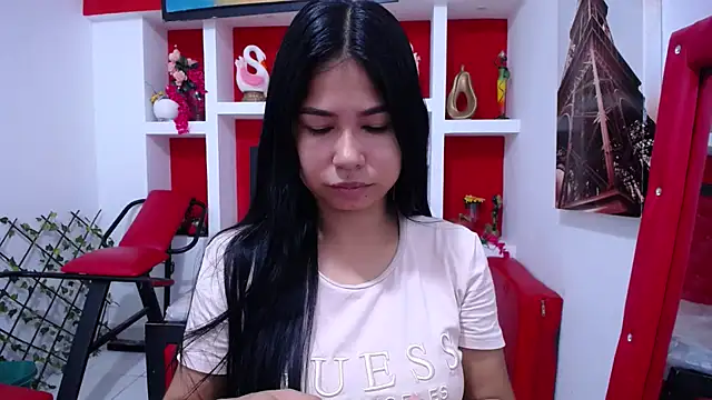 Letty Plugxo online show from 10-24-25, 12:26