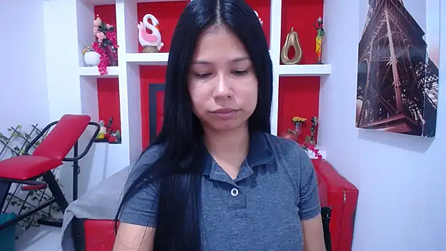 Snapshot of Letty_Plugxo chatting on 10-17-25, 12:18 Letty Plugxo online show from 10-17-25, 12:18