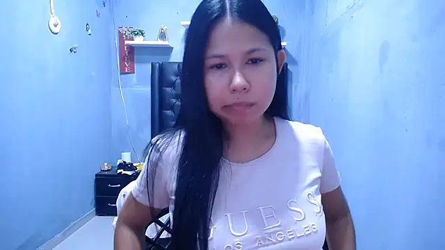 Snapshot of Letty_Plugxo chatting on 07-22-26, 01:35 Letty Plugxo online show from 07-22-26, 01:35
