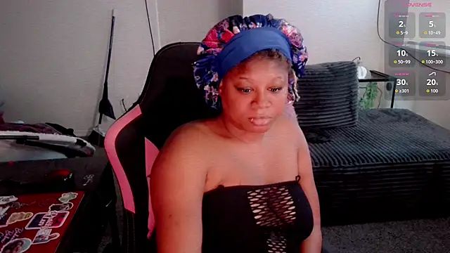 lexilove8 online show from 10-29-25, 11:47