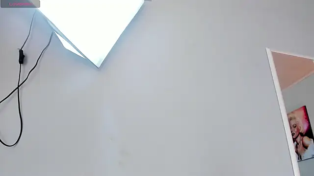 ScarletGV online show from 02-11-26, 04:34