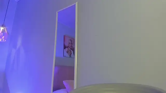 Snapshot of ScarletGV chatting on 05-25-26, 04:34 ScarletGV online show from 05-25-26, 04:34