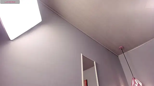 Snapshot of ScarletGV chatting on 03-15-25, 04:13 ScarletGV online show from 03-15-25, 04:13