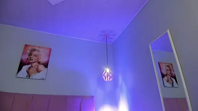 ScarletGV online show from 12-02-25, 04:47