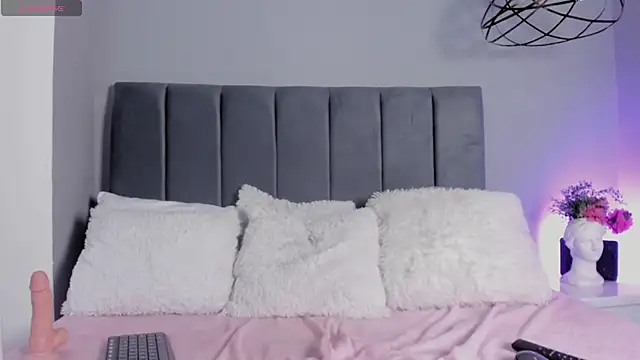 ScarletGV online show from 11-12-25, 10:08