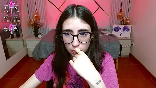 LenaRoses online show from 04-21-26, 08:04