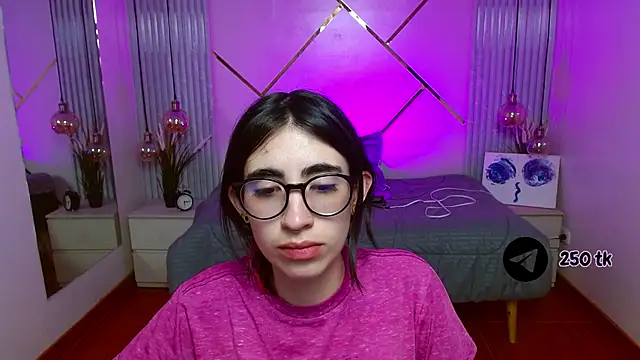 LenaRoses online show from 05-15-26, 08:07