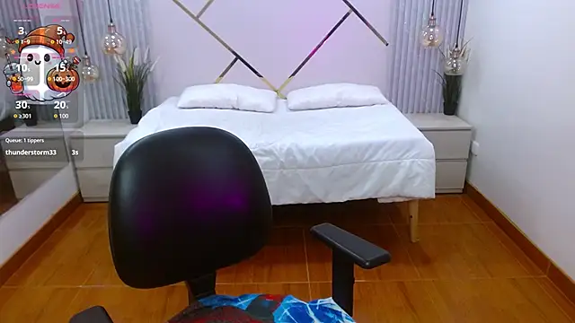 LenaRoses online show from 10-23-25, 08:18