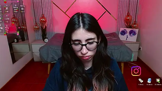 LenaRoses online show from 06-17-26, 08:08
