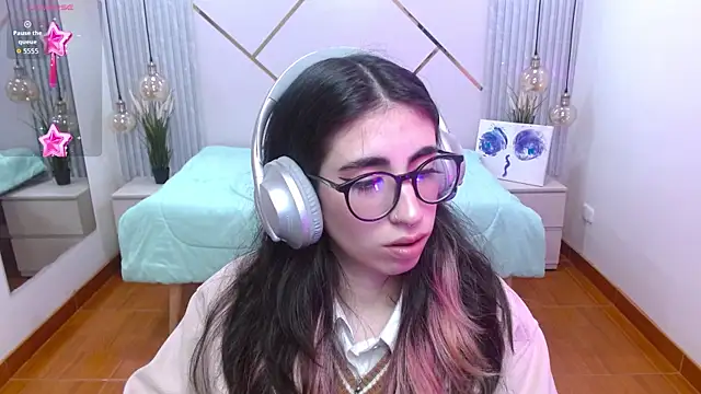 LenaRoses online show from 01-10-26, 07:53