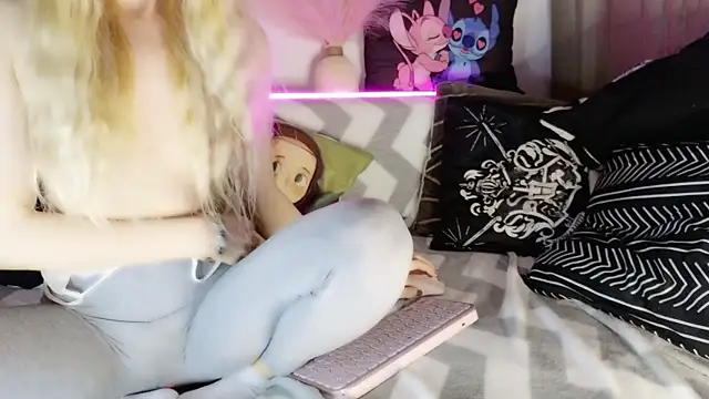 nicollewetpussy online show from 02-21-25, 02:50