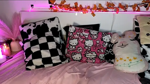 nicollewetpussy online show from 11-20-25, 06:52