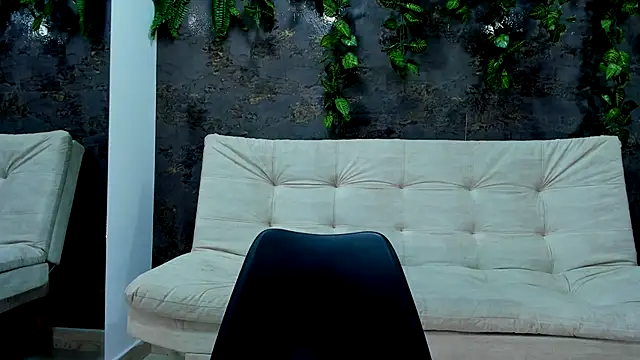 alice greco online show from 12-19-25, 06:21