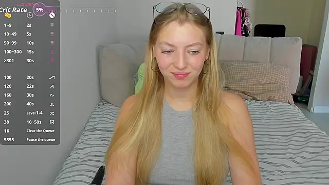 Snapshot of Drive-Crazy- chatting on 07-10-26, 03:17 Drive-Crazy- online show from 07-10-26, 03:17