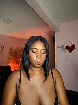 Snapshot of HanaThompson chatting on 02-02-26, 05:12 HanaThompson online show from 02-02-26, 05:12