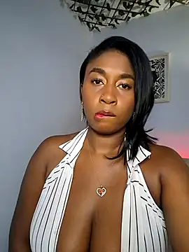 Snapshot of HanaThompson chatting on 02-26-26, 05:24 HanaThompson online show from 02-26-26, 05:24